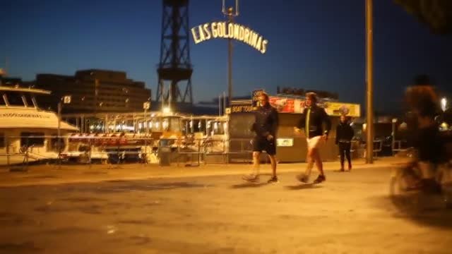 Rajoy comienza el último día de campaña catalana haciendo deporte en Barcelona