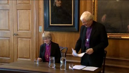 Sarah Mullally se convierte en la primera mujer obispa de Londres