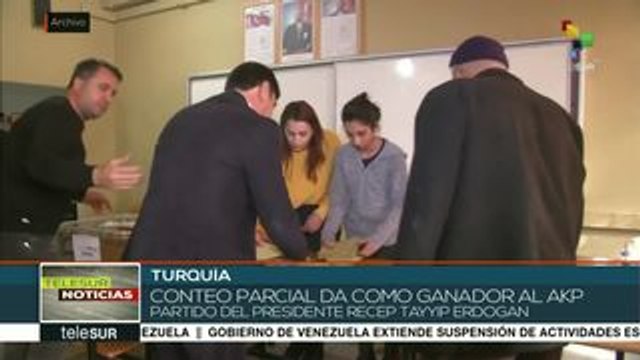 El 90% de electores turcos participan en comicios municipales