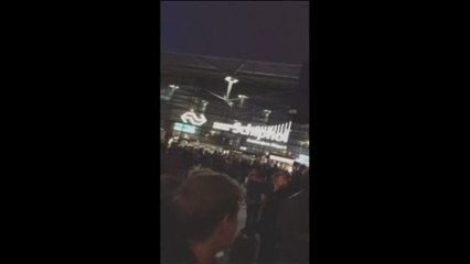 La Policía dispara a un hombre con un cuchillo en el aeropuerto de Ámsterdam