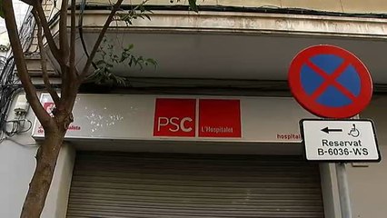 Arran pinta varias sedes del PSC y una del PP