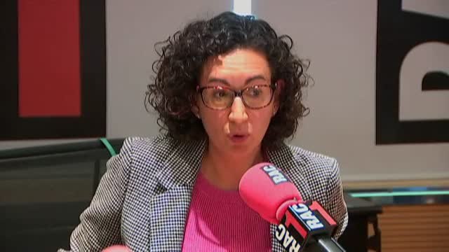 Rovira: Los que hoy toman cava y esquian en Baqueira son imputados de PP y PSOE, pero Junqueras está en prision