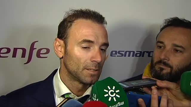 Valverde: Lo que sabemos de Froome es un jarro de agua fría encima del pelotón