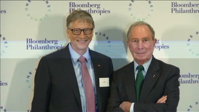 La Cumbre de París contra el cambio climático se inicia con una cena de gala presidida por Macron