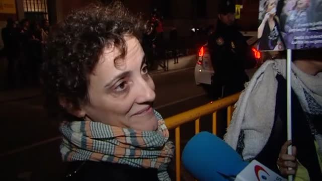 Miles de mujeres salen a la calle contra la ratificación de la sentencia de la manada