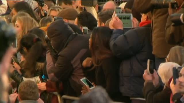 El príncipe Harry y su prometida Megan debutan en su primer acto oficial