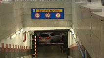 Apagón simbólico de comerciantes, dueños de parkings y otros colectivos en protesta por la entrada en funcionamiento de Madrid Central