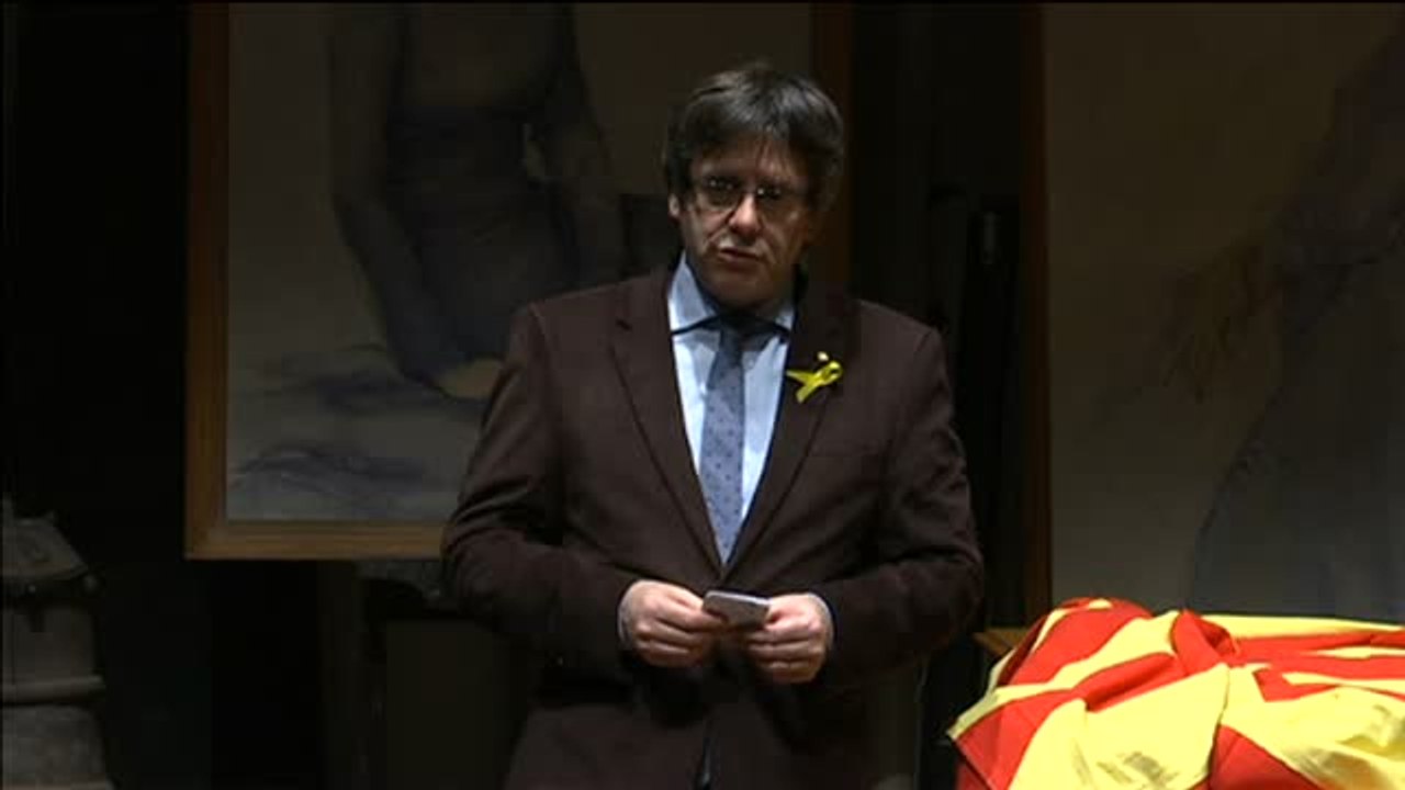 Puigdemont desde Bruselas: "Estamos aquí para defender las instituciones de las que somos representantes legítimos"