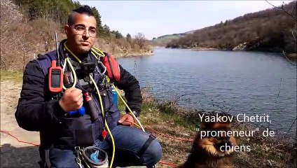 Yaakov Chetrit, promeneur de chien et éducateur canin