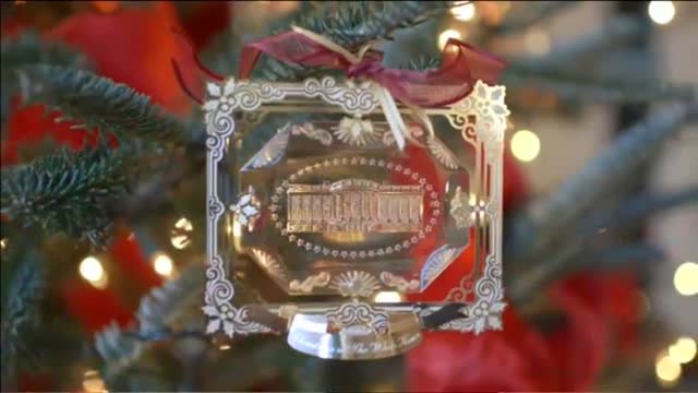 Melania Trump presenta la decoración navideña de la Casa Blanca