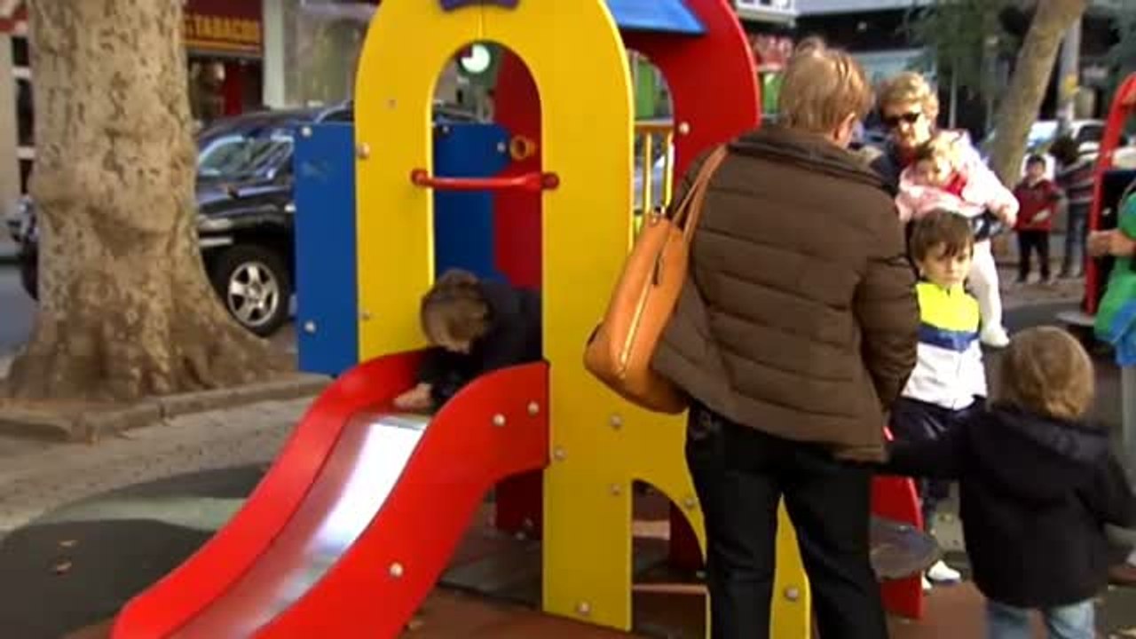 Siete de cada diez españolas desearía tener como mínimo dos hijos a pesar de que la natalidad ha caído en picado en los últimos años