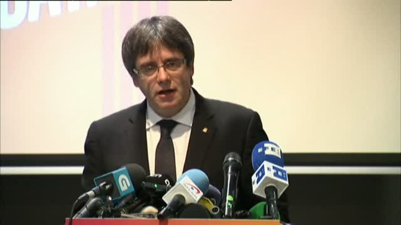 Puigdemont reaparece en Bruselas: "Estas elecciones marcarán el próximo siglo de nuestra historia"