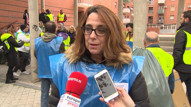 Vecinos agradecen la colaboración voluntaria de Carmena