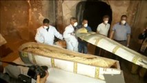 Presentan en Lúxor una tumba y varios sarcófagos del antiguo Egipto