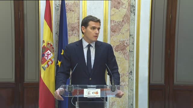 Rivera: Sánchez está más cómodo con quienes escupen a un ministro de España que con los que aplaudimos a un ministro de España