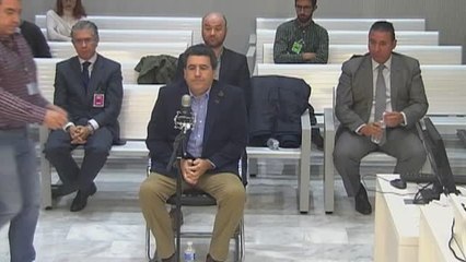 Tras el chivatazo Marjaliza quemó tres carros de documentación a petición de Granados.