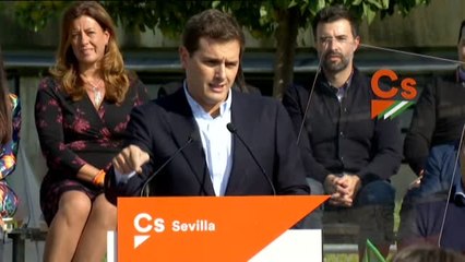 Rivera compara a Sánchez y Casado con Pimpinela por "mangonear" la justicia con el CGPJ en privado