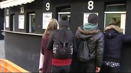 Colas en Mestalla para el enfrentamiento entre el Valencia y el Barcelona