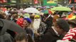 Alemanes y turistas desafían a la lluvia en el Carnaval de Colonia