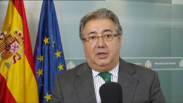 Zoido anuncia que la equiparación salarial para Policía y Guardia Civil llegará con los PGE de 2018