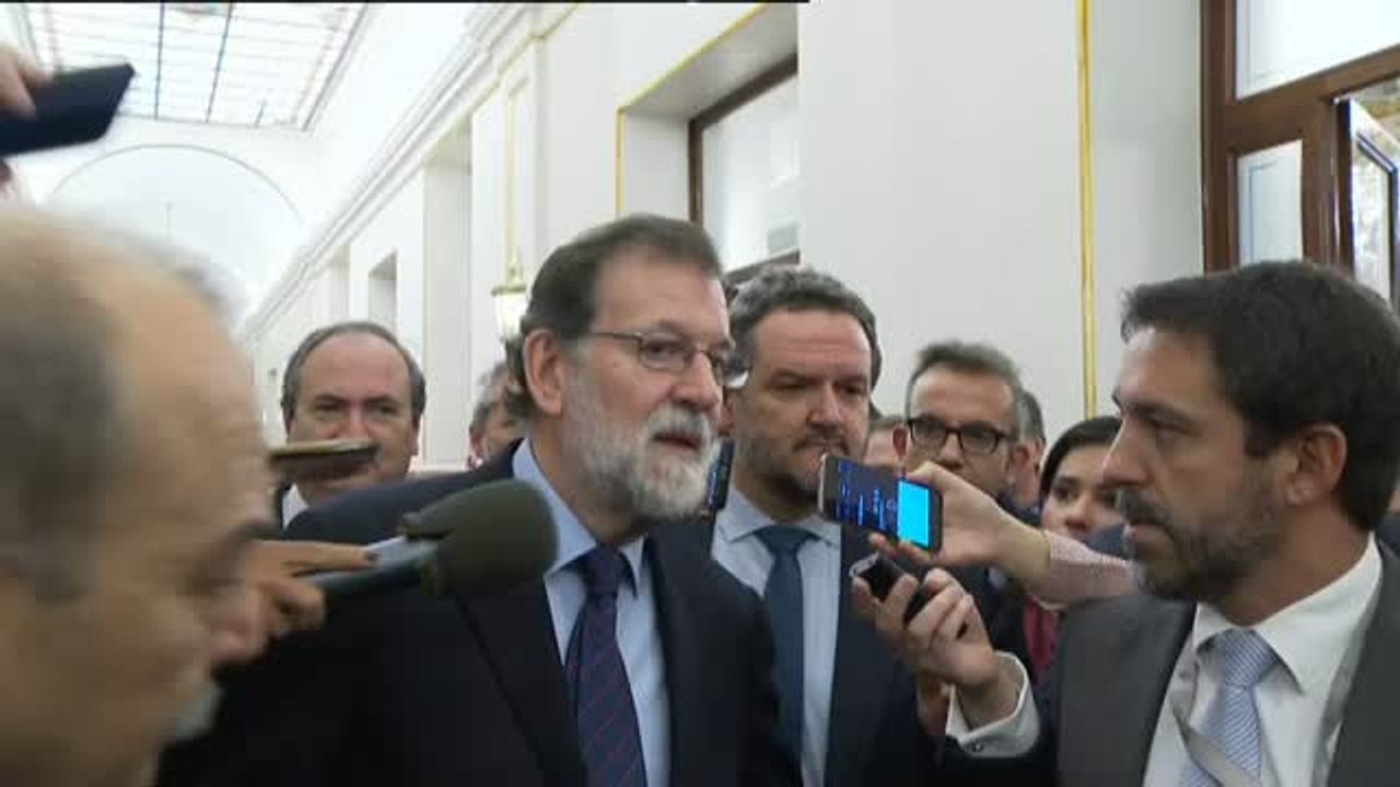 Rajoy espera una "participación masiva" en las elecciones del 21D