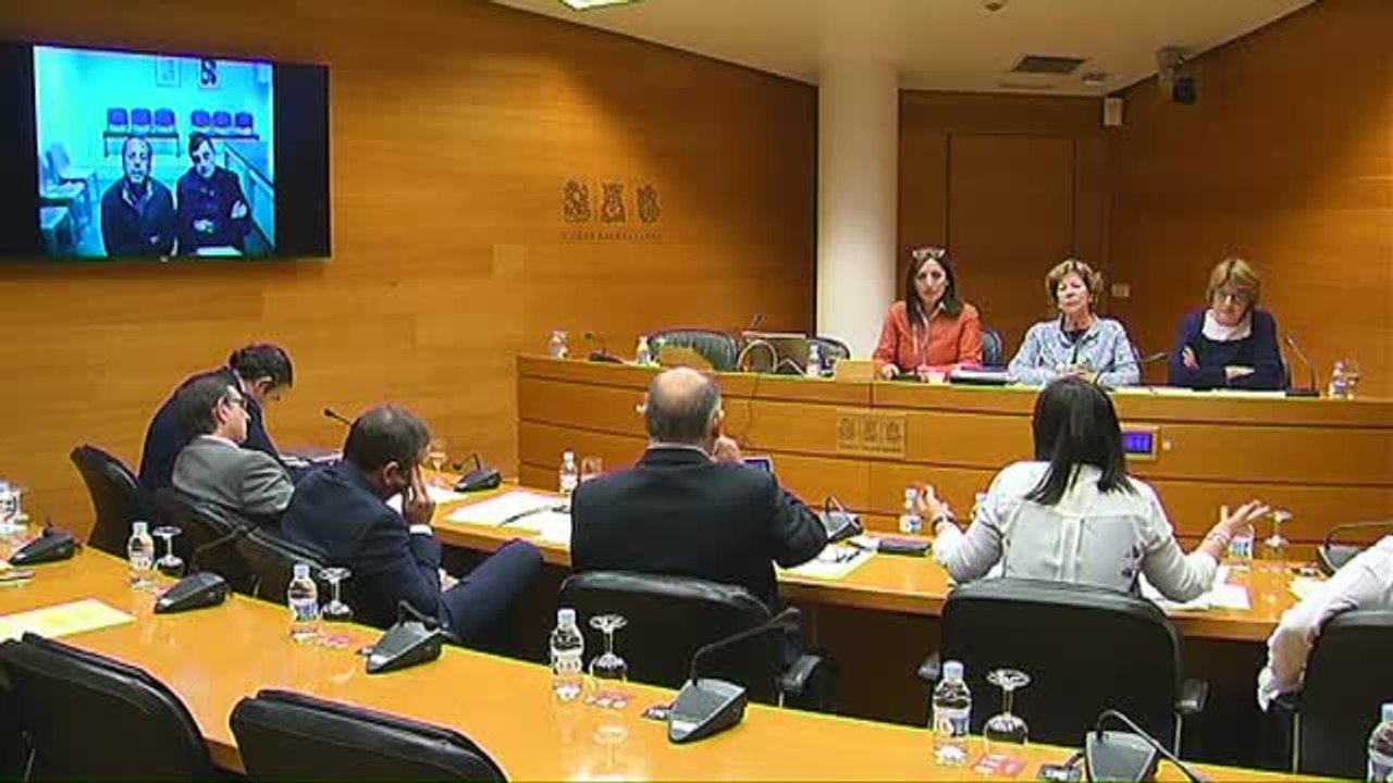 'El Bigotes': "¿Puedo volver al curso de cocina? Estábamos pochando y luego me hacen exámenes"