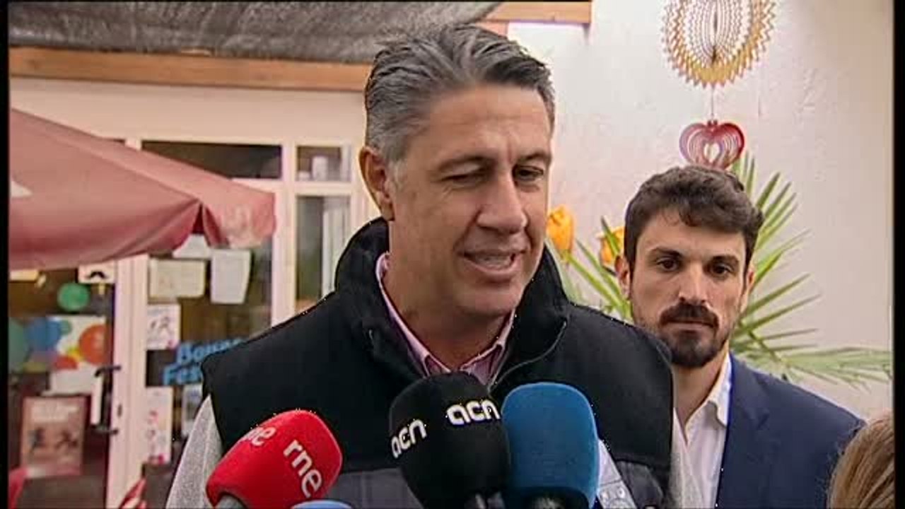 Albiol pide al PSC y a Ciudadanos "avanzar en la misma dirección" de cara al 21-D