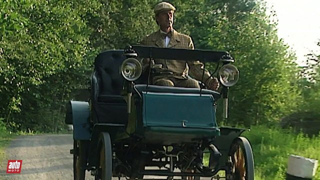 Phares automobiles - TEST : comment les feux ont évolué en 120 ans