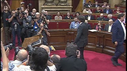El Tribunal Constitucional suspende la Declaración Unilateral de Independencia