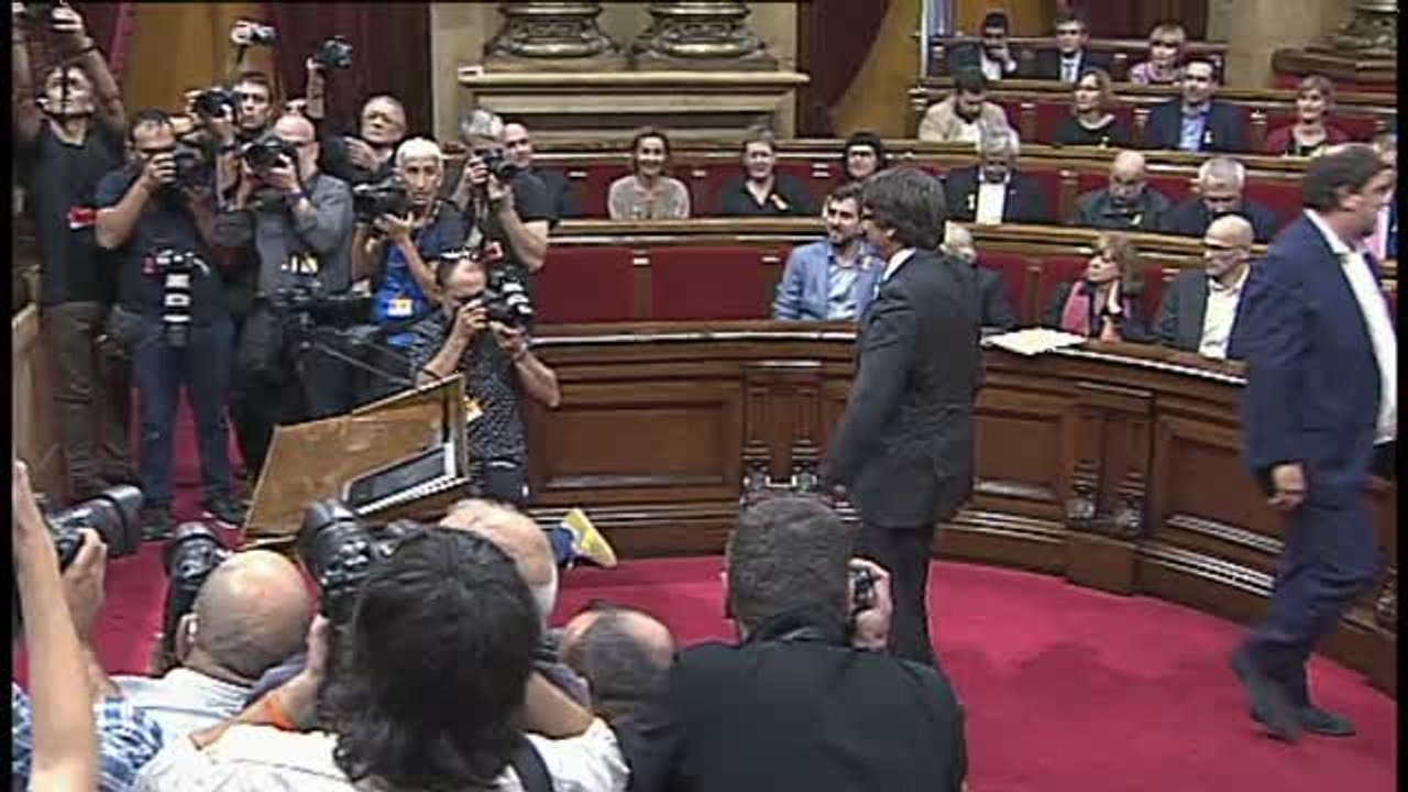 El Tribunal Constitucional suspende la Declaración Unilateral de Independencia