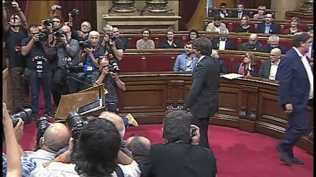 El Tribunal Constitucional suspende la Declaración Unilateral de Independencia