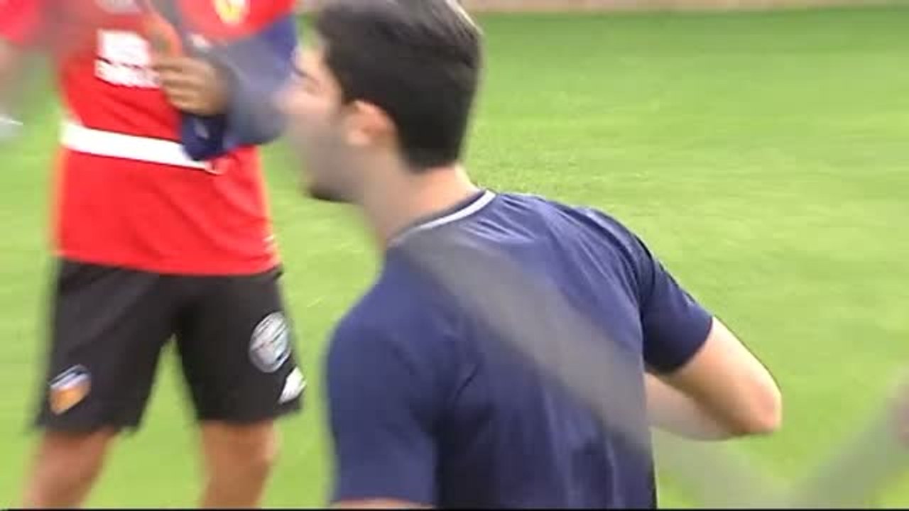 Marcelino: "Es casi imposible disputar esta liga a Real Madrid y Barcelona"