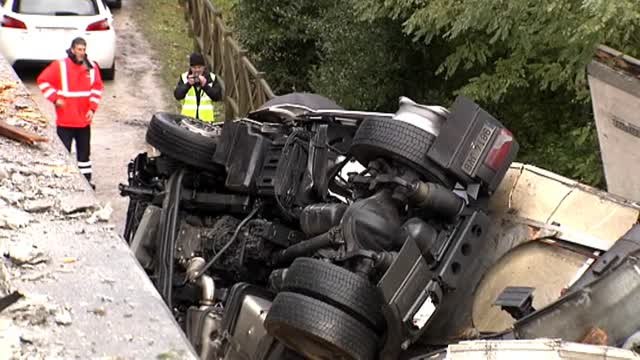 Mueren dos personas en un accidente de tráfico en Irún