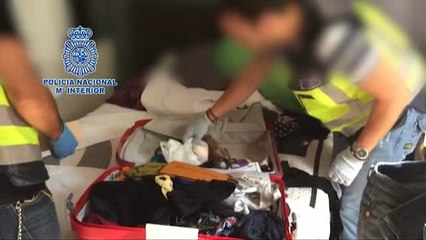Detenidos por explotar sexualmente a travestis y transexuales en un piso de Madrid