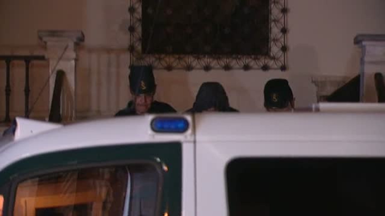 "¡No te tapes! ¡Poco te tapaste para matarlas!"