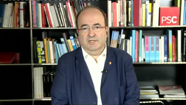 Iceta considera que la huida de Puigdemont a Bruselas es un intento de recuperar protagonismo