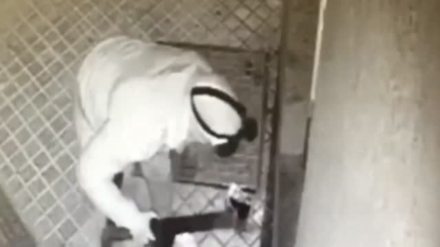 Detenidos cinco miembros de una banda que asaltaba cajeros haciéndolos explotar