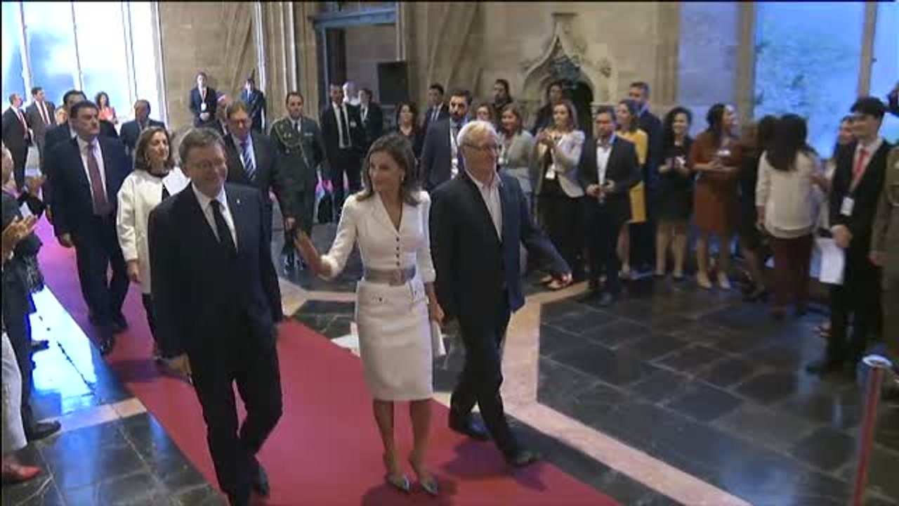 La reina Letizia: "Seguiremos creciendo como país en una España mejor y más justa"