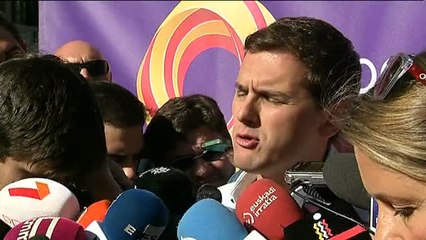 Rivera: "Hay que votar en masa para echar a Puigdemont y a Junqueras del gobierno"