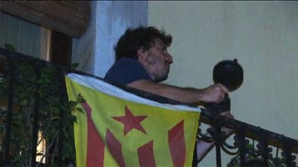 Caceroladas en Cataluña para protestar por la encarcelación de Sánchez y Cuixart