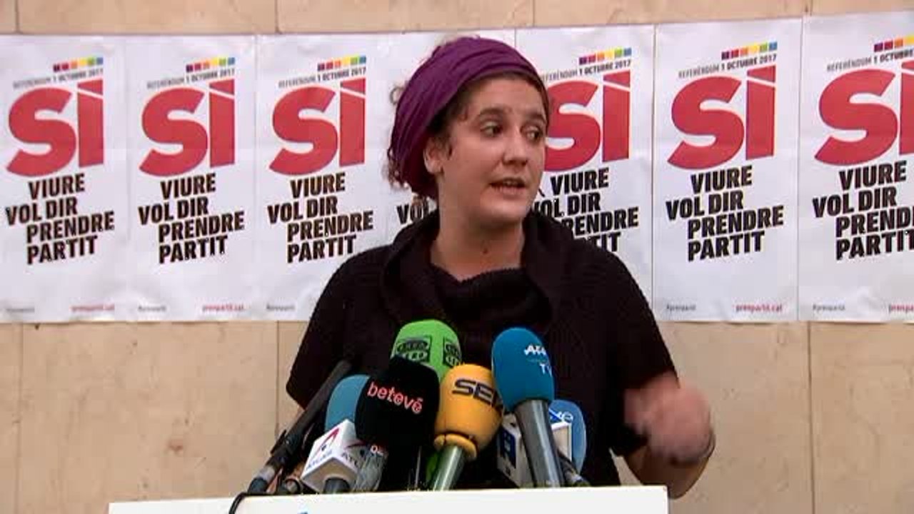 La CUP exige a Puigdemont que levante la suspensión y proclame el lunes la República