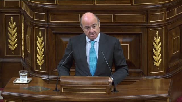 De Guindos dice que el cambio de domicilio social de 800 empresas es sólo un aperitivo