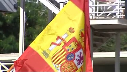 Rumbo a la manifestación por la unidad en autobús, en tren o en coche