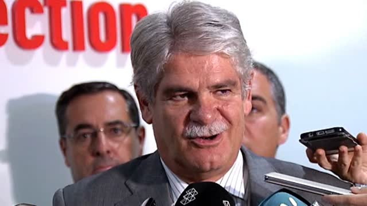 Dastis: "No hay lugar para ningún tipo de intermediación"