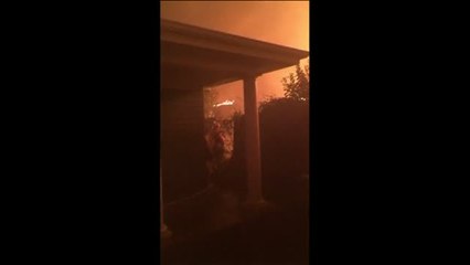 Los bomberos luchan contra la ola de incendios más mortífera de EEUU