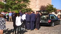 Cientos de personas despiden al capitán Borja Aybar