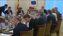 El Gobierno avisa a Puigdemont de riesgos económicos