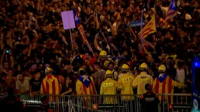 Los hoteleros tranquilizan a los turistas que llegan a Barcelona