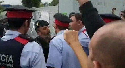 Los Mossos d&#039;Esquadra se enfrentan a la Guardia Civil