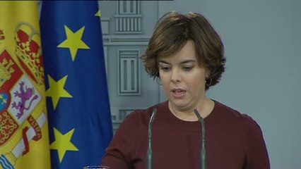Sáenz de Santamaría: "Ni el señor Puigdemont ni nadie puede sacar conclusiones de una ley que no existe"